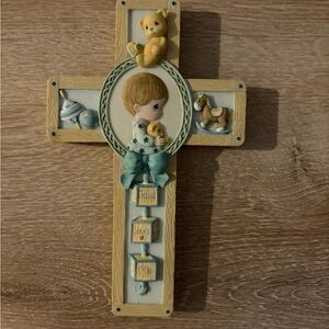 Precious Moments “Jesus Loves Me”